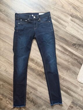 Rag & Bone Dark Blue Women's Skinny Jeans - Classic Stretch Denim